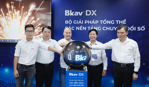 Chính[-]thức[-]ra[-]mắt[-]Bộ[-]giải[-]pháp[-]tổng[-]thể[-]các[-]nền[-]tảng[-]chuyển[-]đổi[-]số[-]Bkav[-]DX